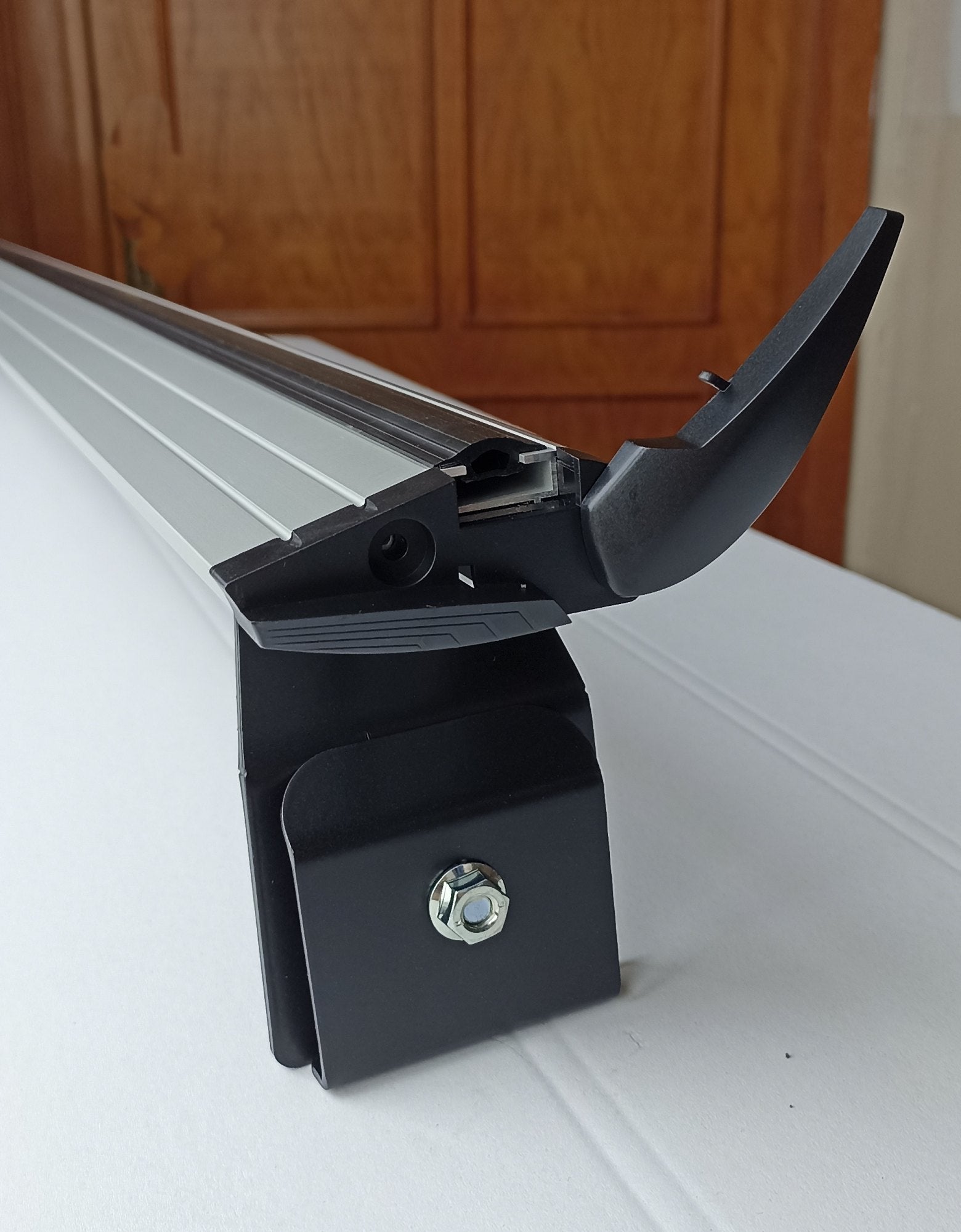For GMC Savana 2000-2021 Roof Rack Cross Bars Metal Bracket Rain Gutters Alu Black For GMC Savana 2000-2021 Roof Rack Cross Bars Metal Bracket Rain Gutters Alu Black